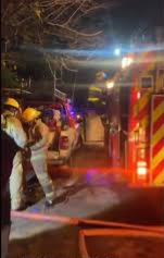 Bomberos Voluntarios acudieron al lugar tras el alerta de vecinos.